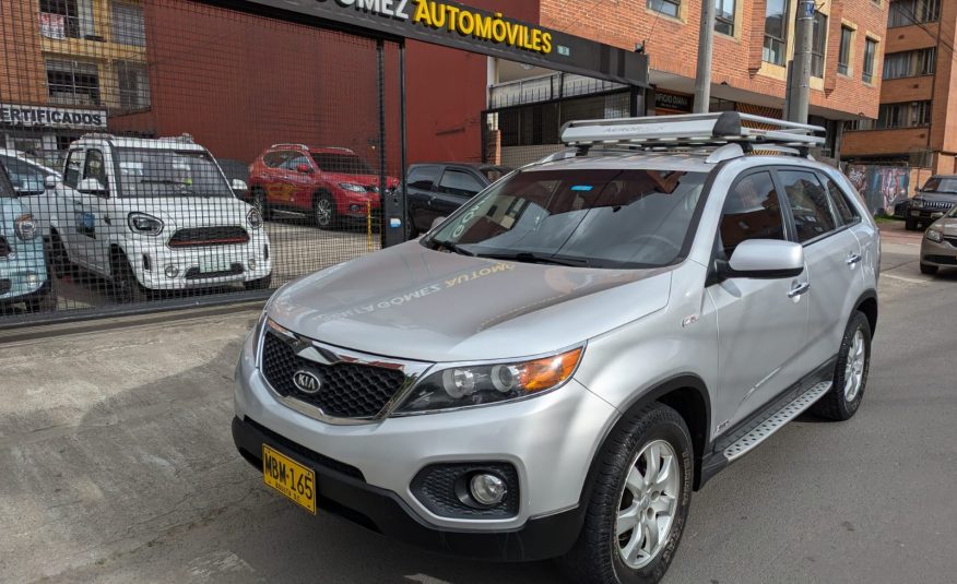 2012 KIA SORENTO LX