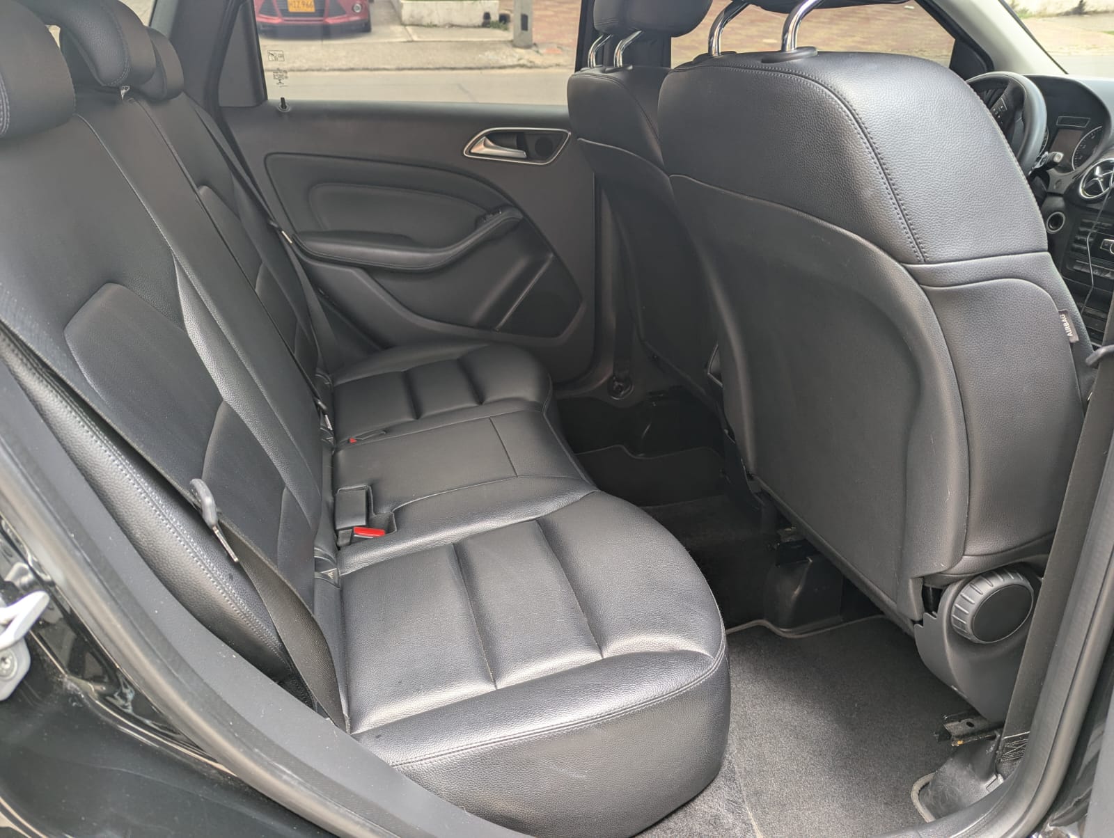 2014 MERCEDES BENZ B200