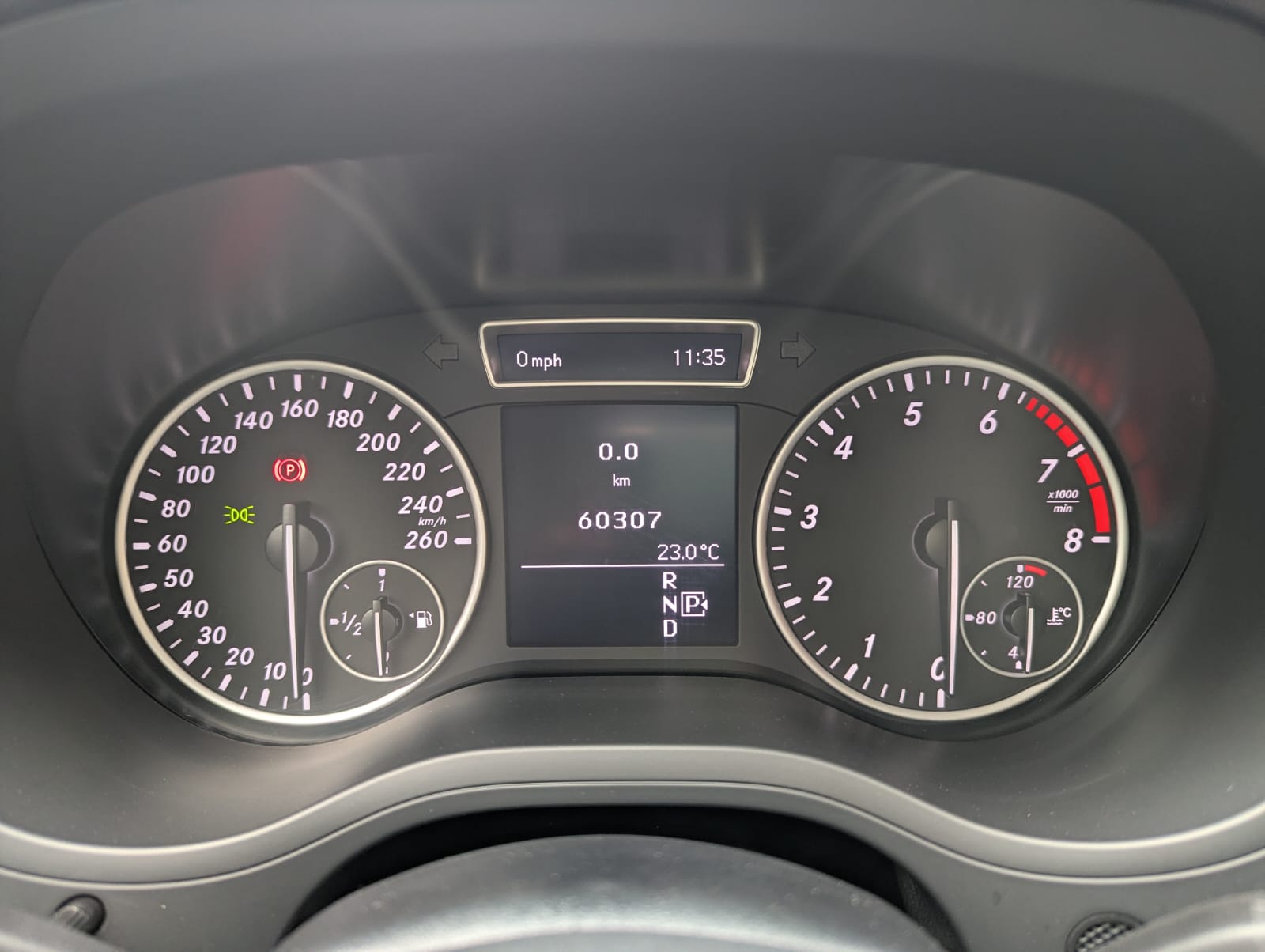 2014 MERCEDES BENZ B200